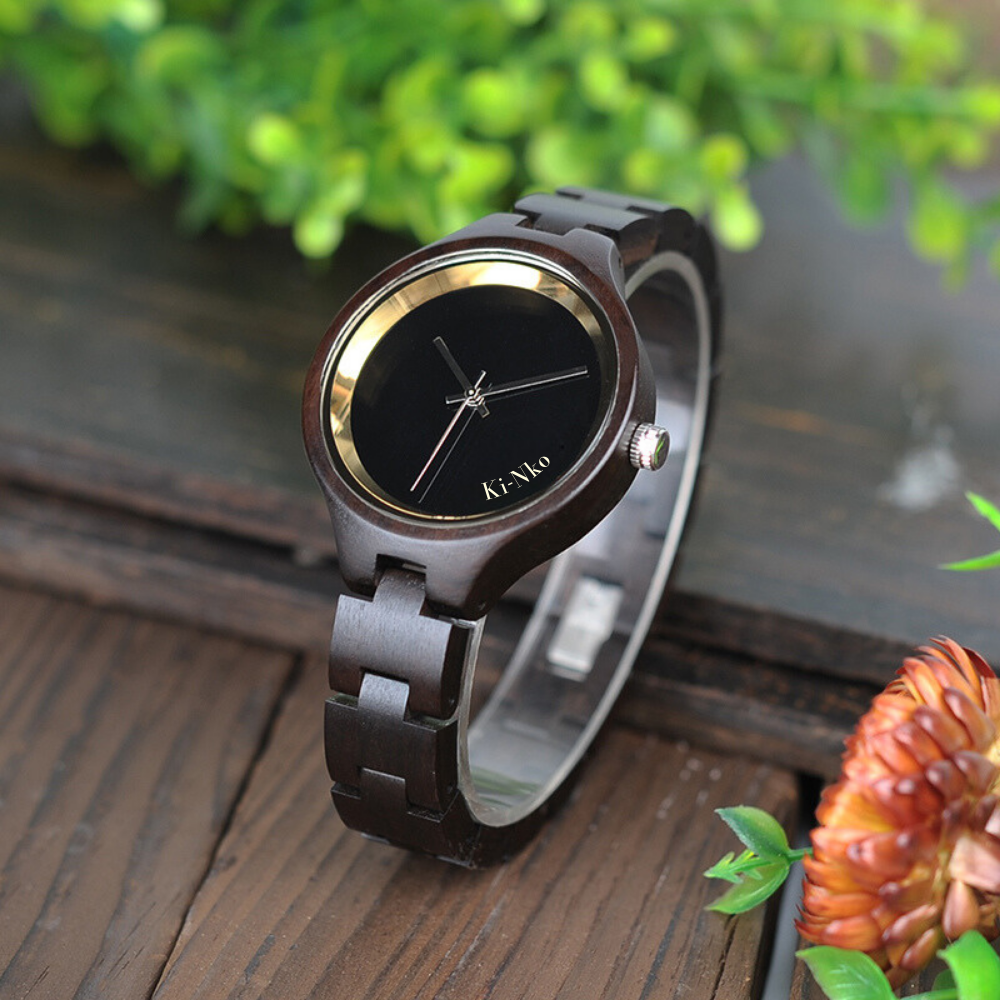 La montre en bois  KI-NKO "Sobre-Classe" pour Femme.